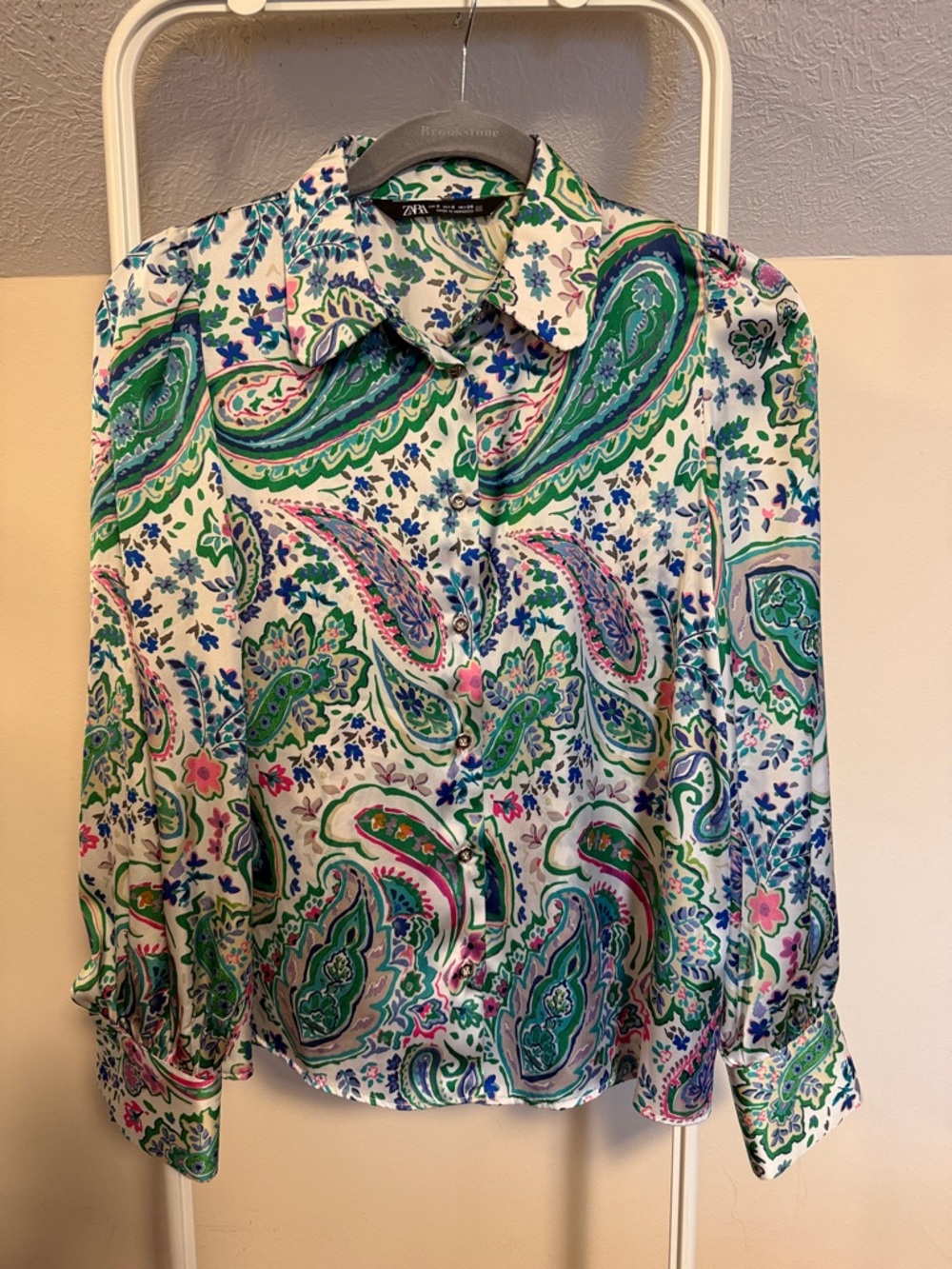 Zara silky button front blouse with Green pink Blue Paisley Print - size small